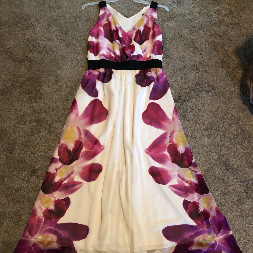 Express Dress Size Large Orchids